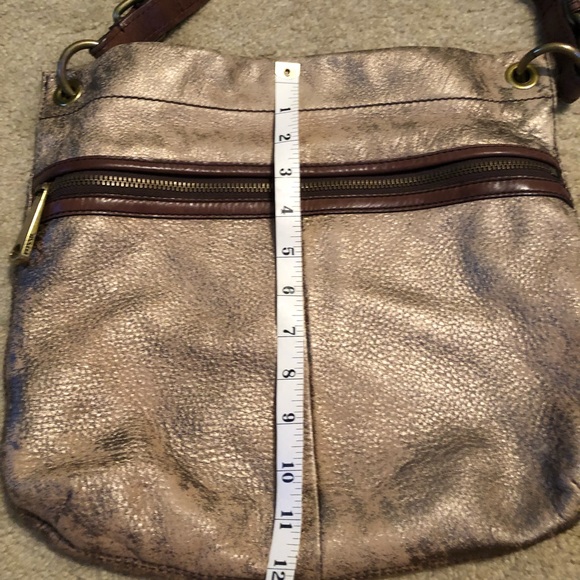 Fossil gold metallic shoulder bag and wallet - Picture 3 of 8